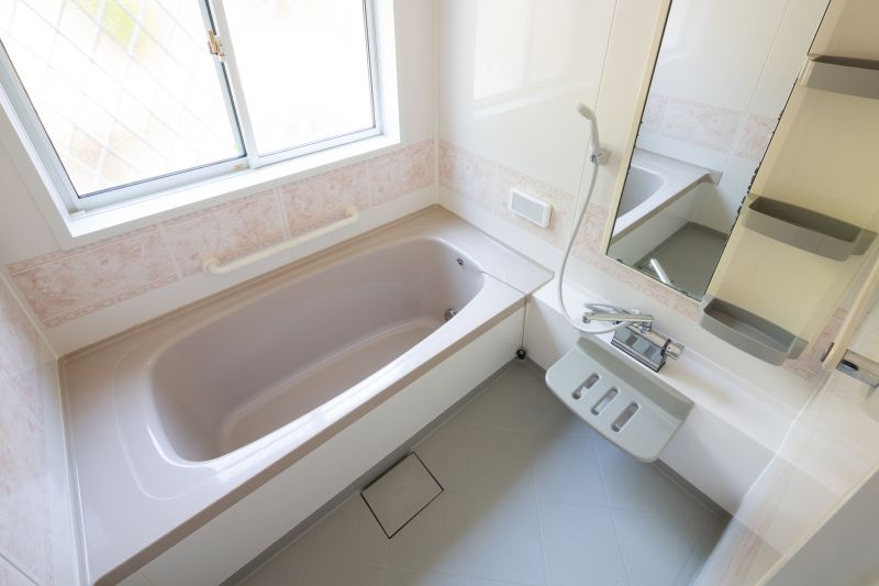Cost of Bathtub Refinishing in Hartland, WI